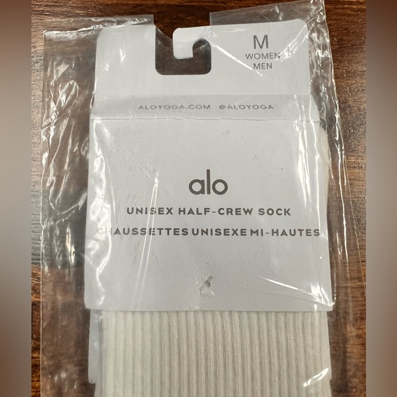 ALO Yoga Unisex Cream and Red Casual Socks - Picture 2 of 3